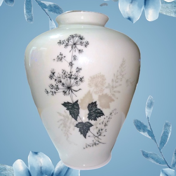 VINTAGE STONEGATE WOODDALE BAVARIA GERMANY CERAMIC 6” VASE - Picture 1 of 12